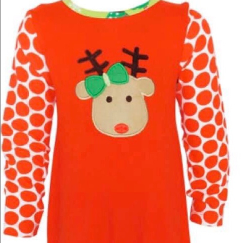 Ann Loren Christmas Boutique outfit.